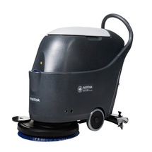 Podlahový mycí stroj SC430 53 B Go-Line v plné výbavě