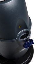 Přístup k plnícímu otvoru