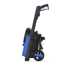 Stroj ve skladovací poloze