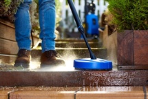 Ideální pro čištění dlažby (není součástí balení)